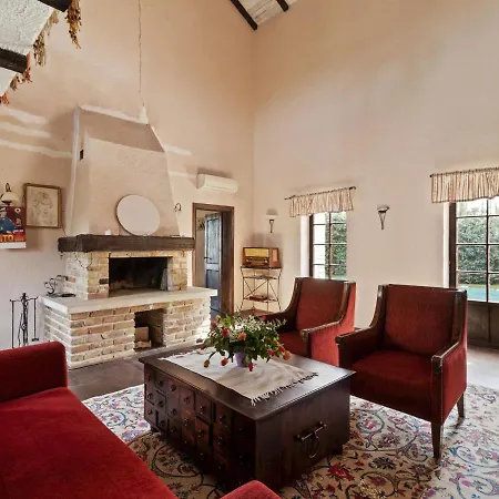 Luxurious In With Terrace וילה פאזין